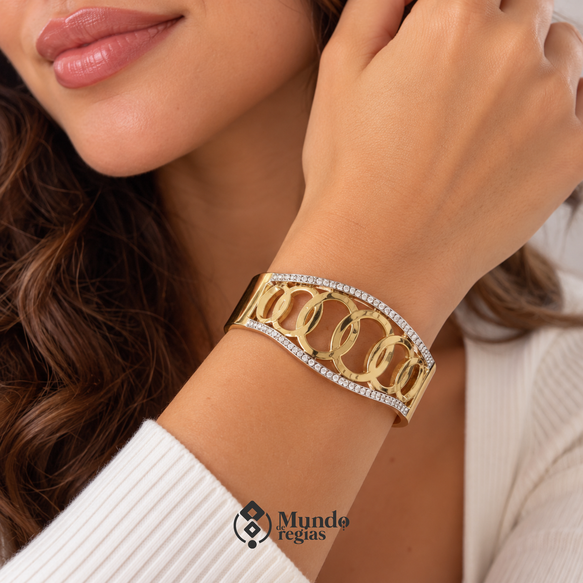 Pulsera Infinity Enchapada en Oro